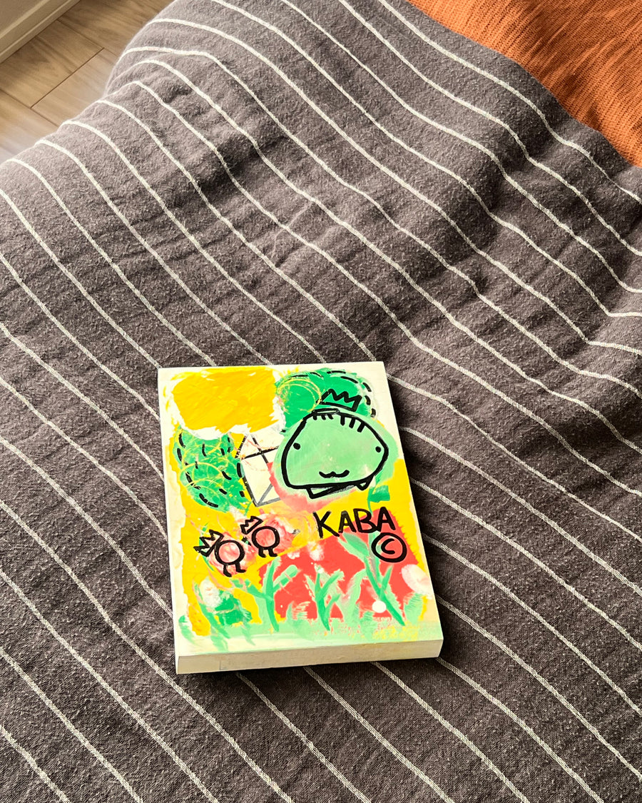 2025年春:木製キャンバスに描いたブルーベリーとキノコ